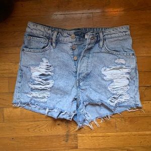 H&M high waisted Button up denim shorts